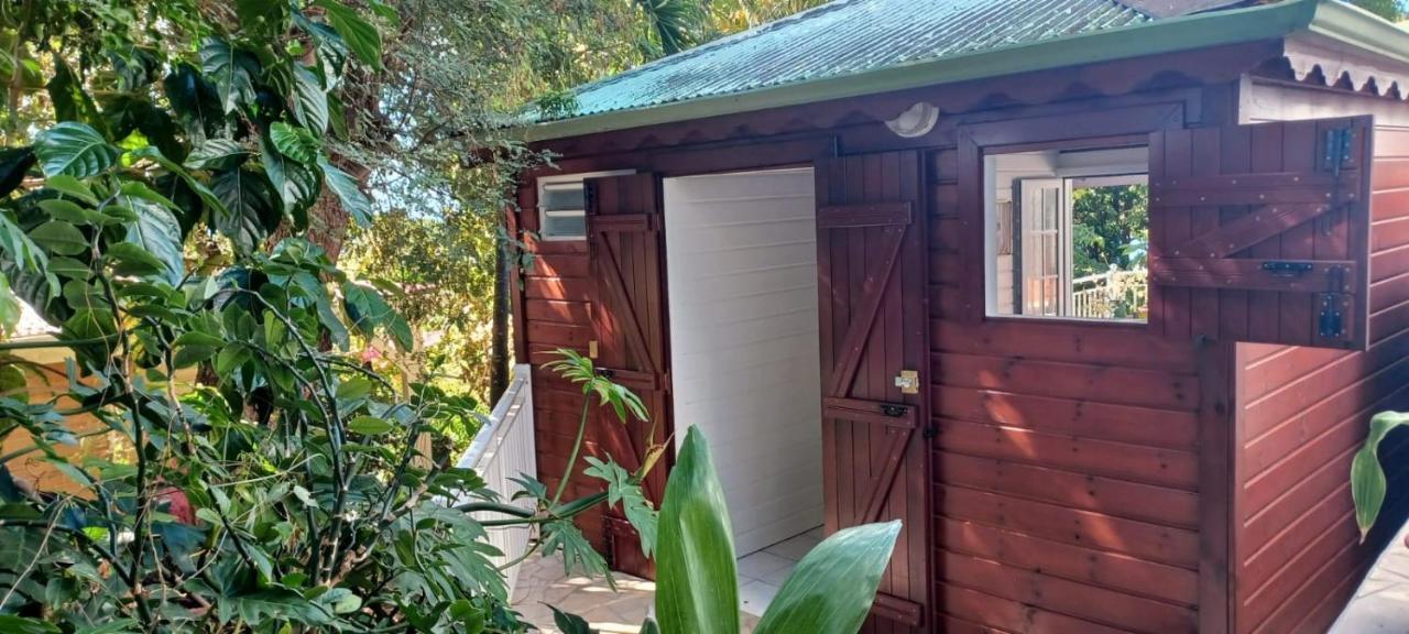 Gite Mamour - Charmant Petit Bungalow A Decouvrir Baillif 外观 照片